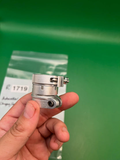Autococker Clamping Feedneck