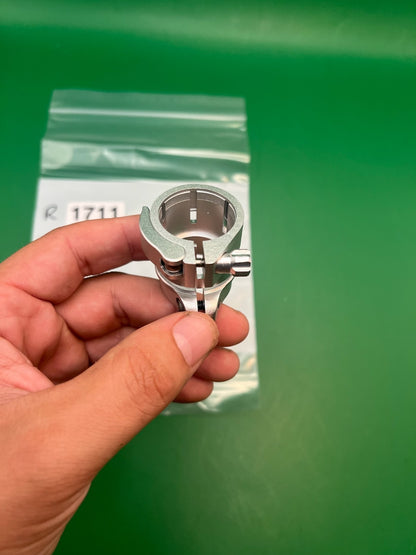 Autococker Clamping Feedneck