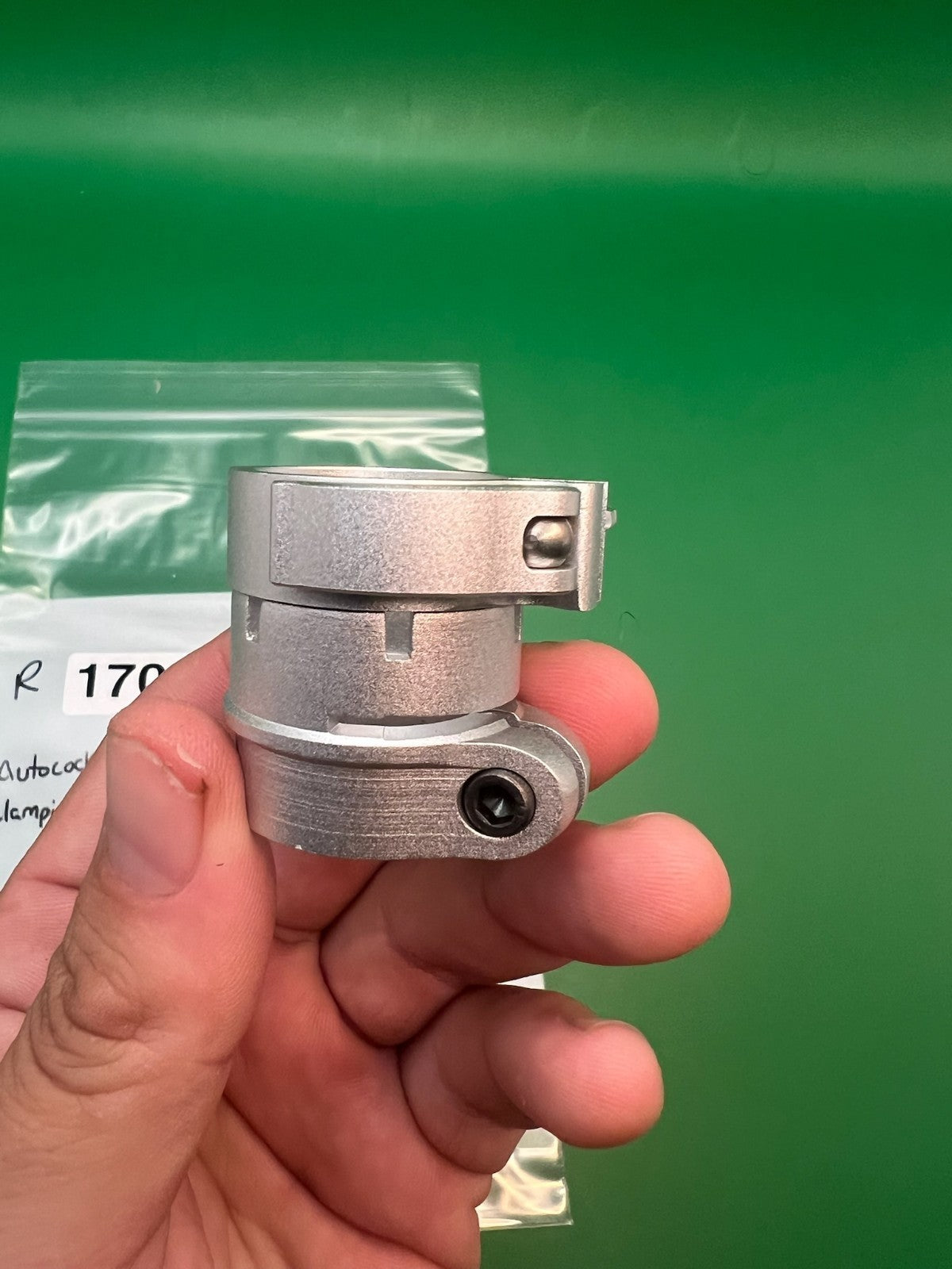 Autococker Clamping Feedneck