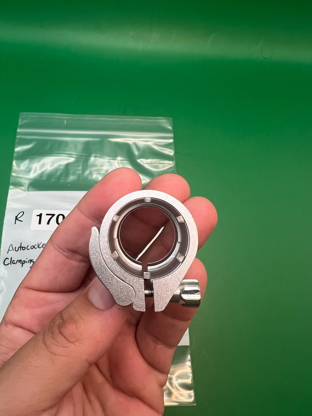 Autococker Clamping Feedneck