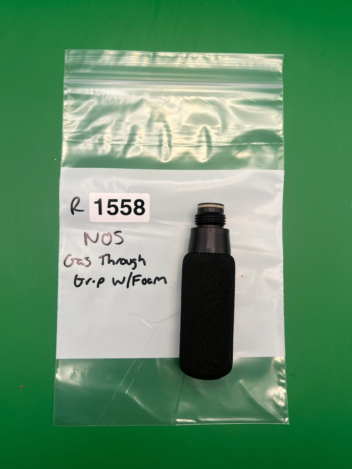 NOS Gas Through Grip w/Foam Automag
