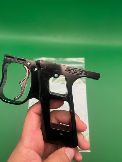 Dye Automag Frame