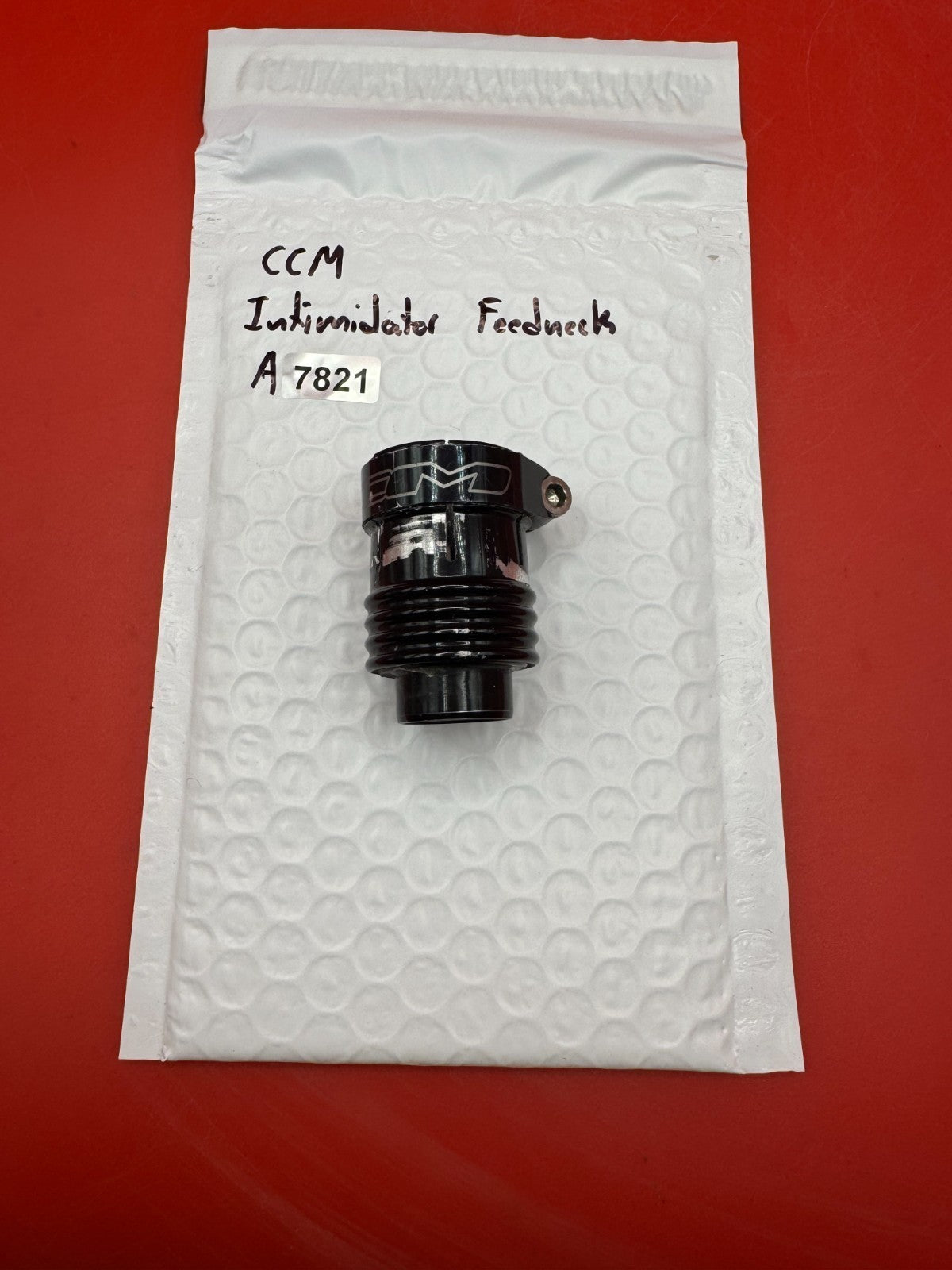 CCM Intimidator Feedneck