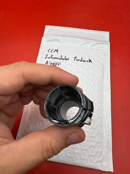 CCM Intimidator Feedneck