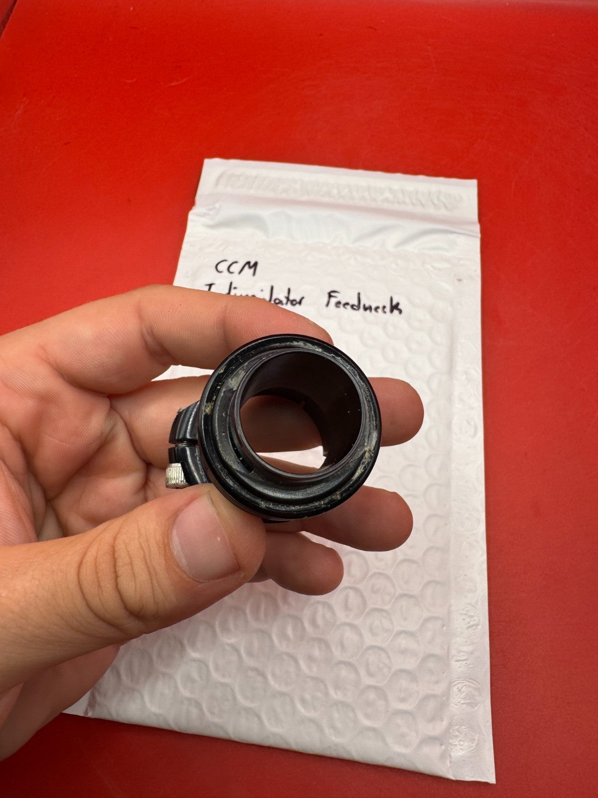 CCM Intimidator Feedneck