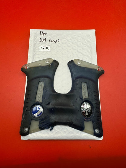 Dye DM Grips