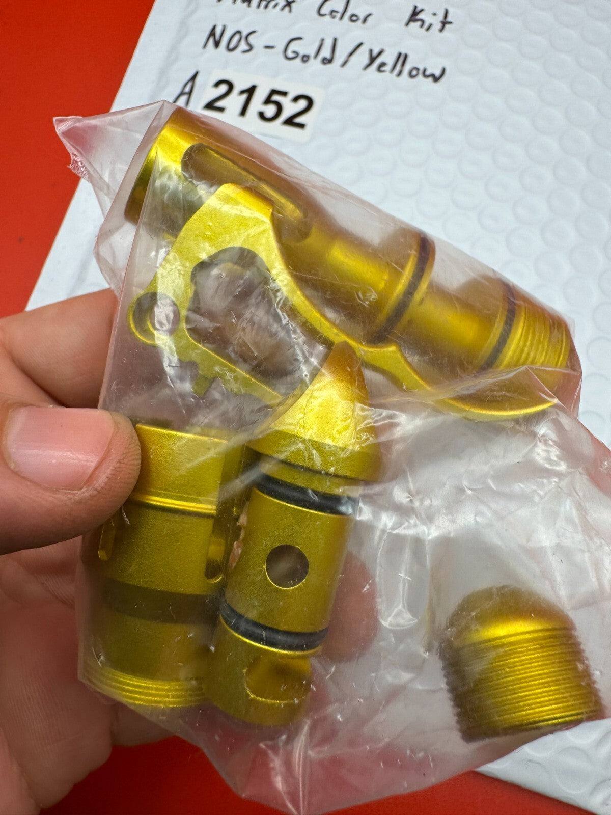 Dye Matrix Color Kit NOS-Gold/Yellow - used paintball color kit (bolt, lpr cap, hpr cap, feed collar) - gold/yellow anno