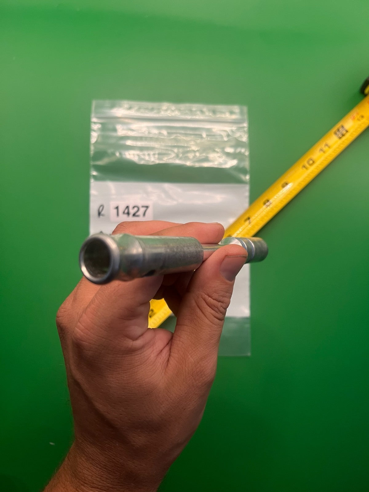 Autococker Bolt