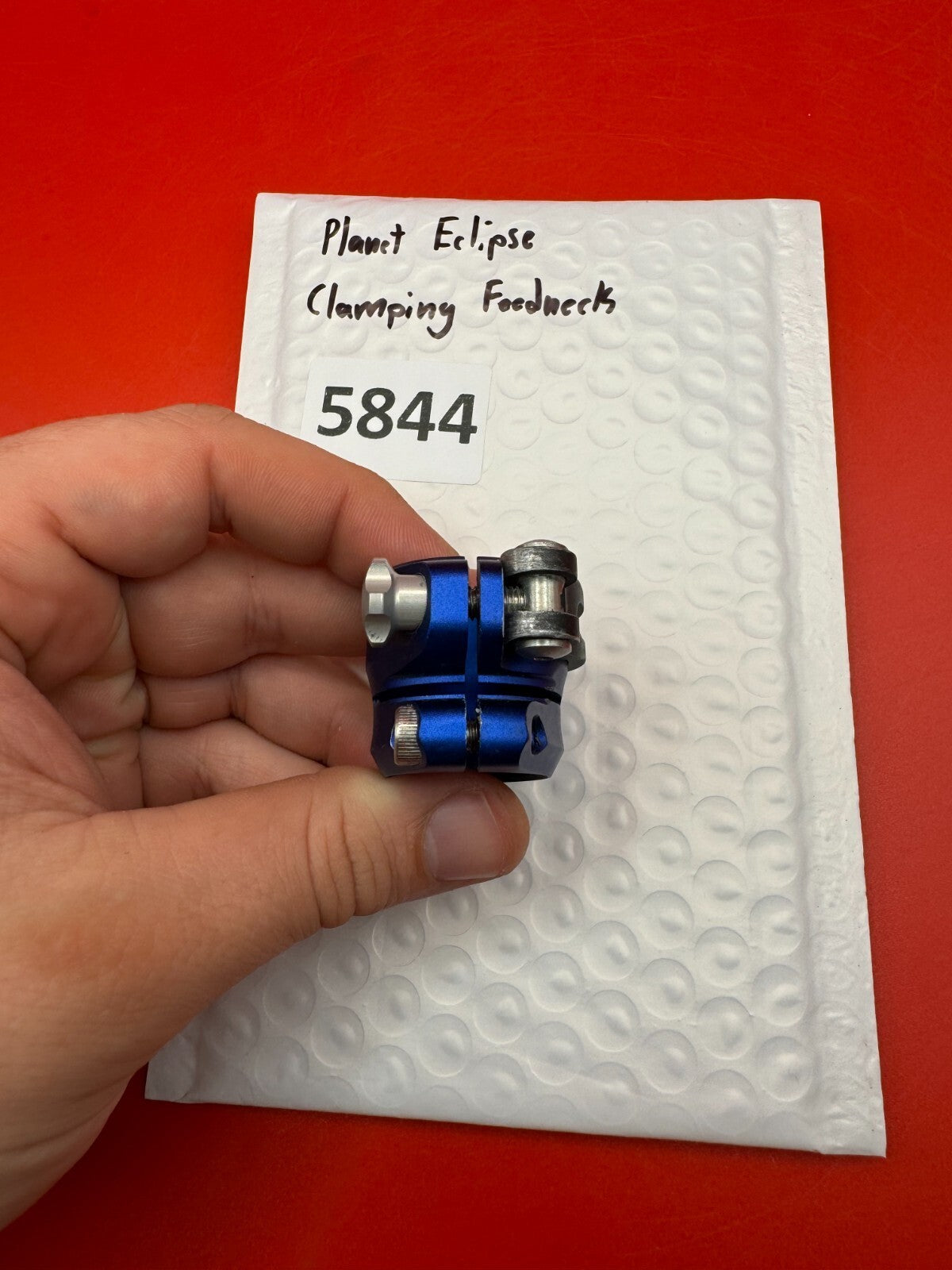 Planet Eclipse Clamping Feedneck