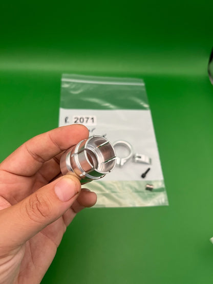 Autococker Clamping Feedneck