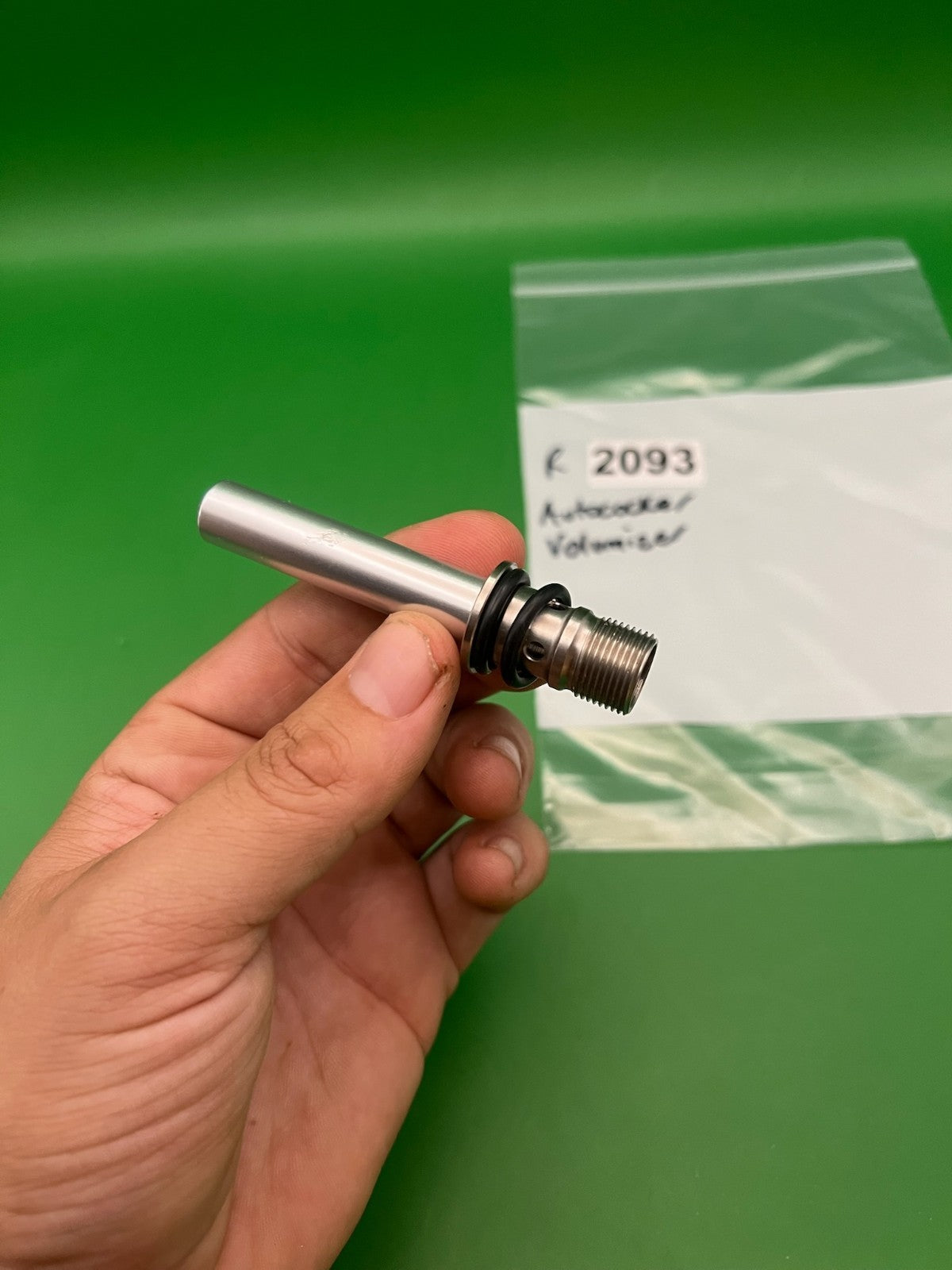 Autococker Volumizer