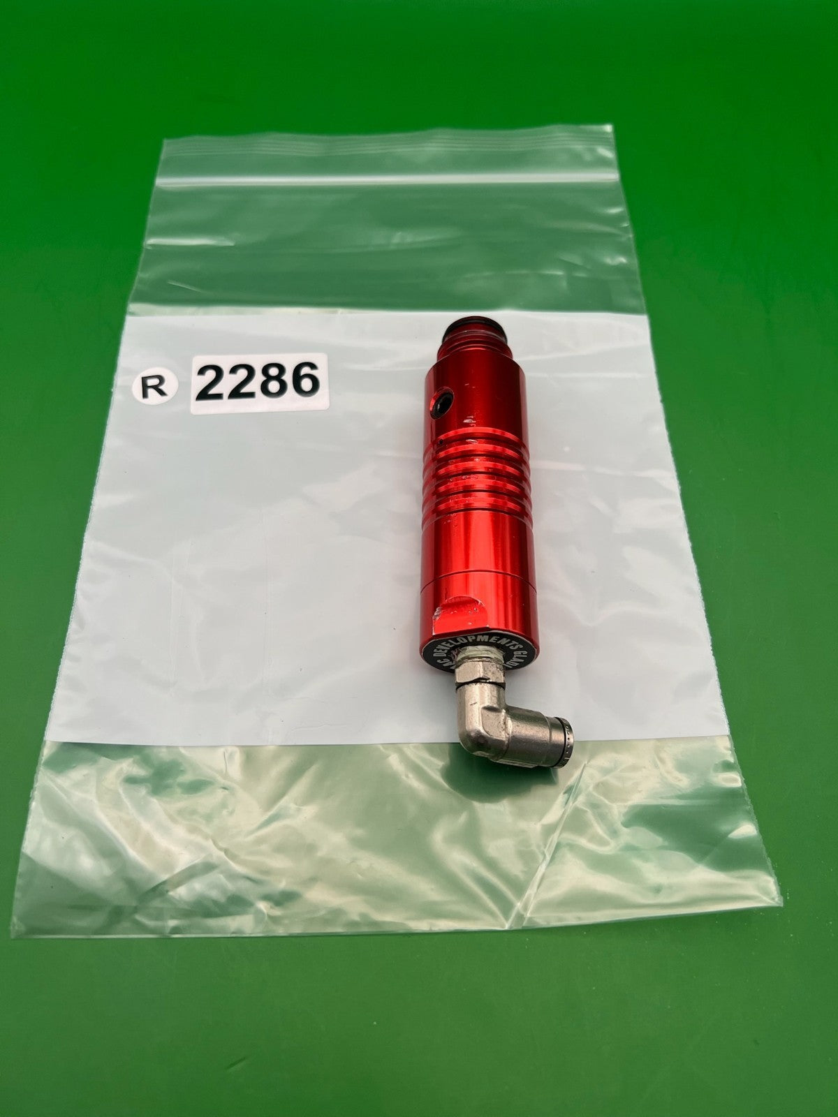 Macdev Regulator - Red