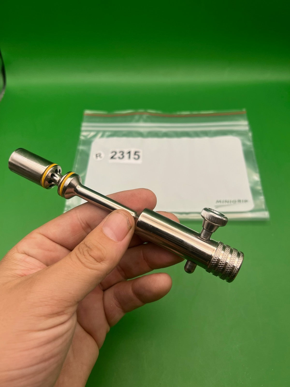 Autococker Bolt