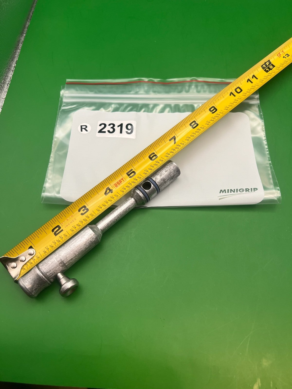 Autococker Bolt