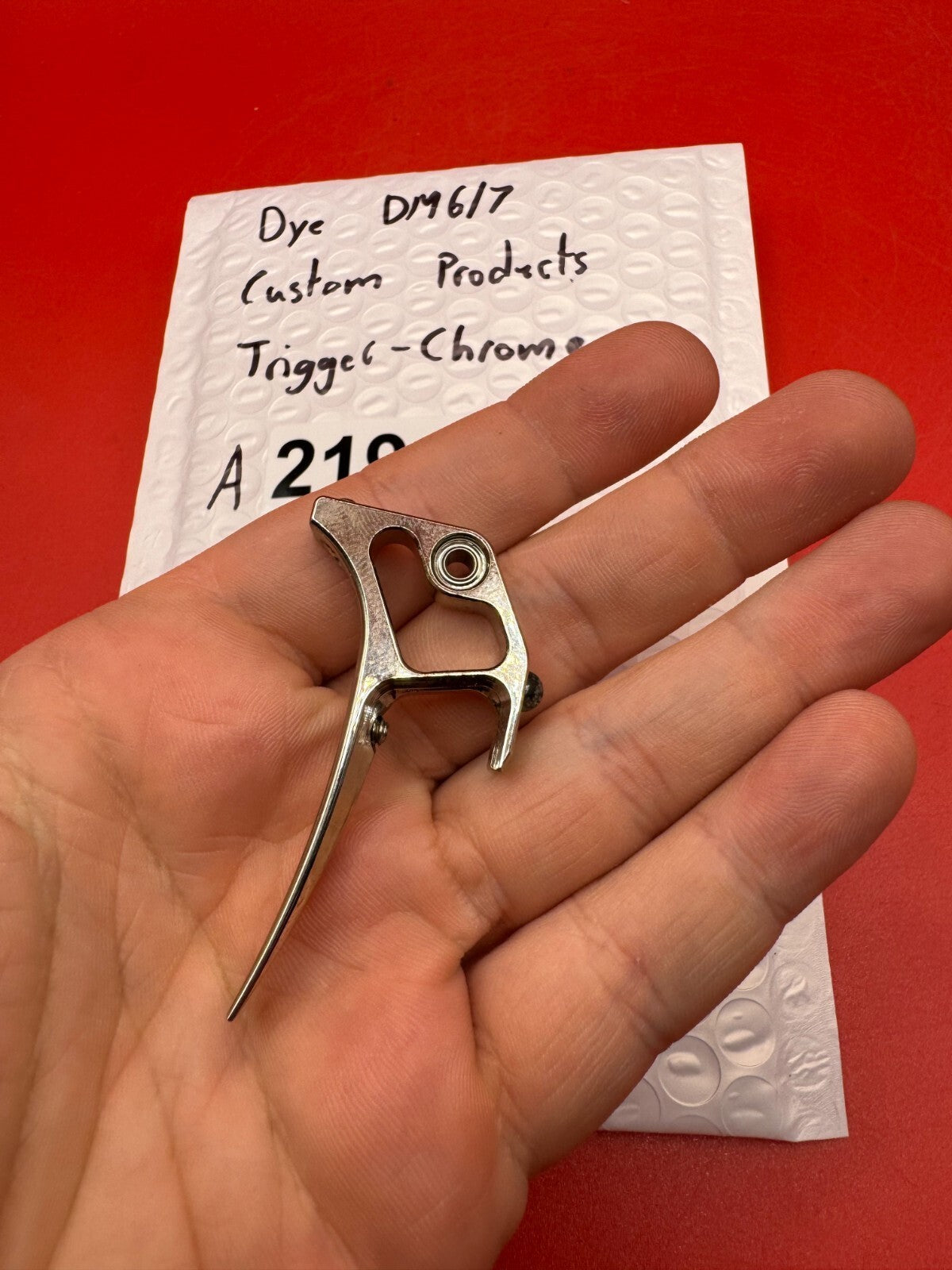 Custom products Dye DM6/7 Trigger-Chrome