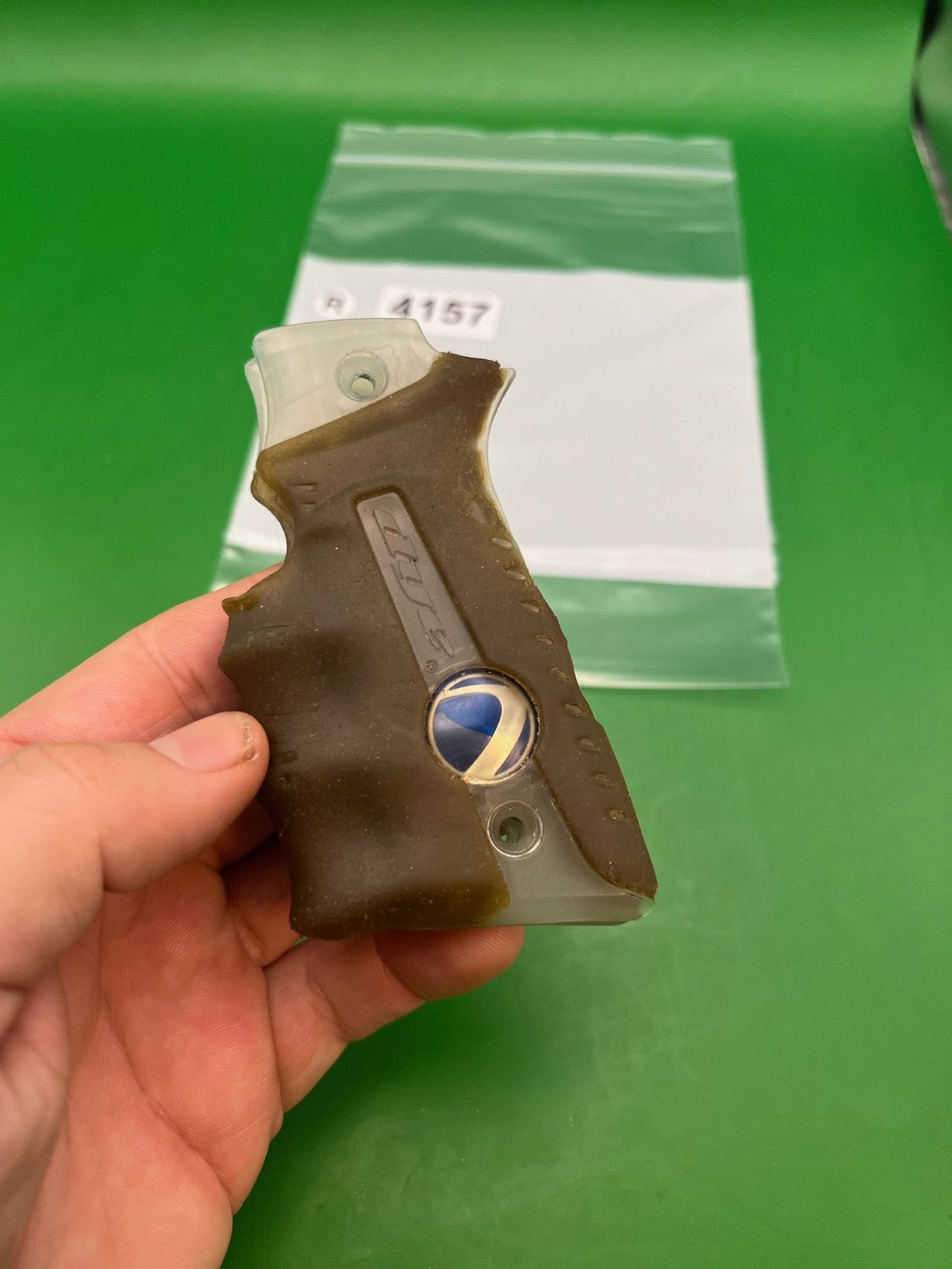 Dye Sticky Grips