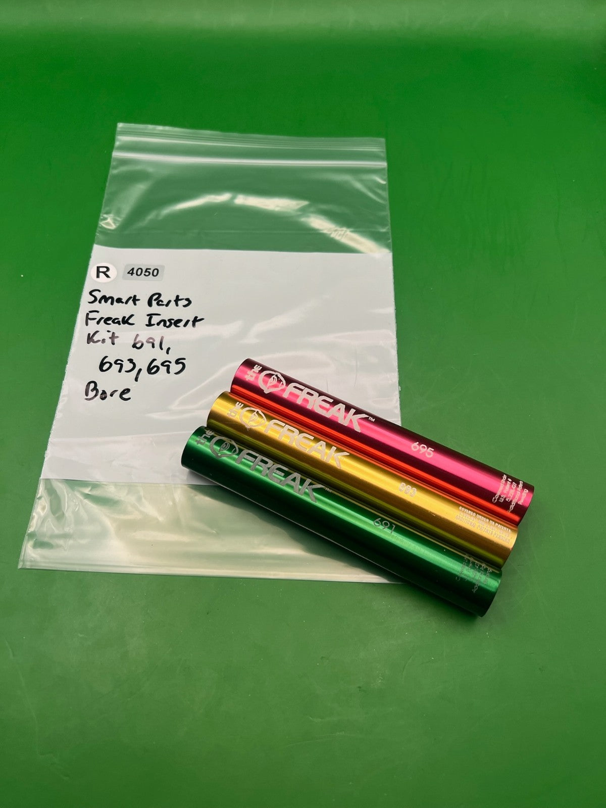 Smart Parts Freak Insert Kit 691, 693, 695 Bore MultiColor