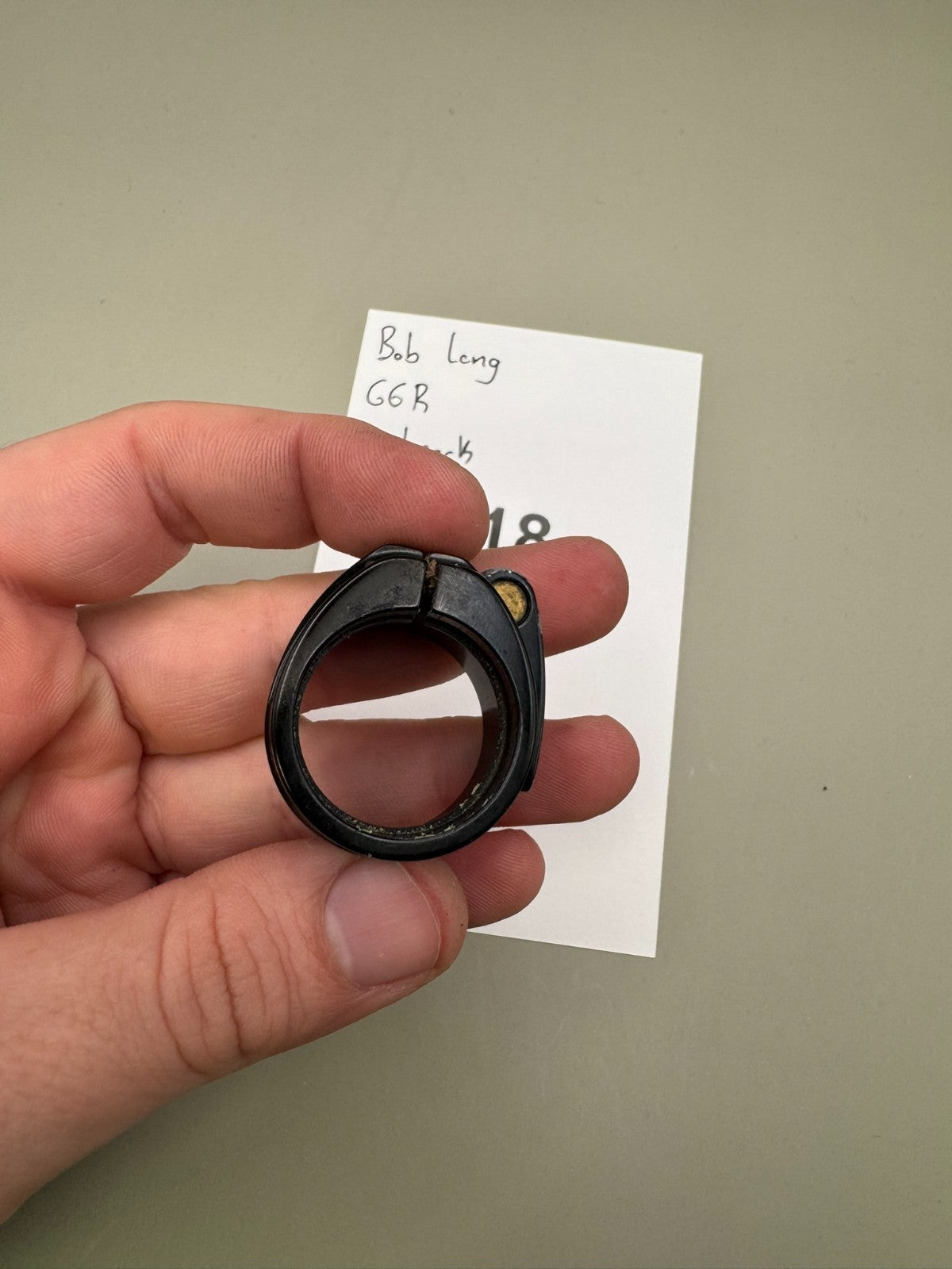 Bob Long G6R Feedneck