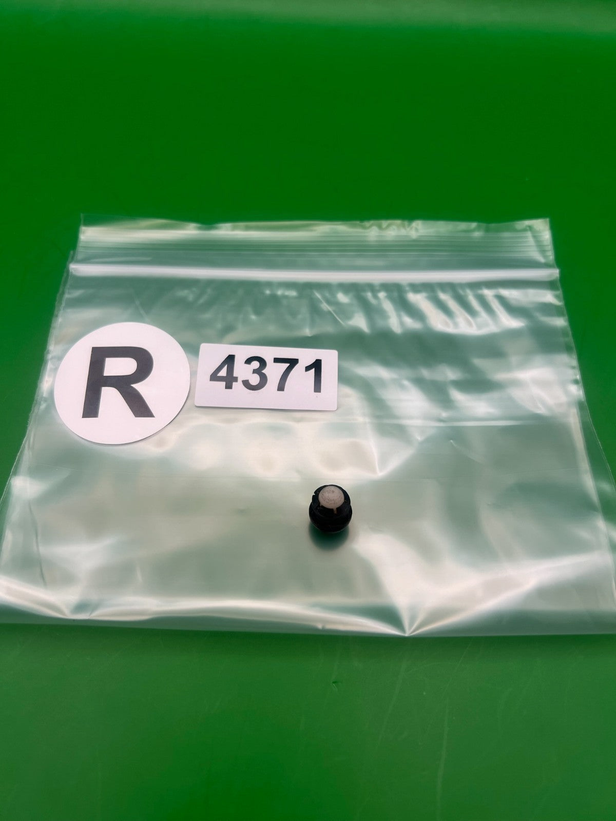 Smart Parts Shocker Black Detent