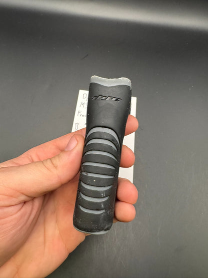 Dye M3+ Front Grey