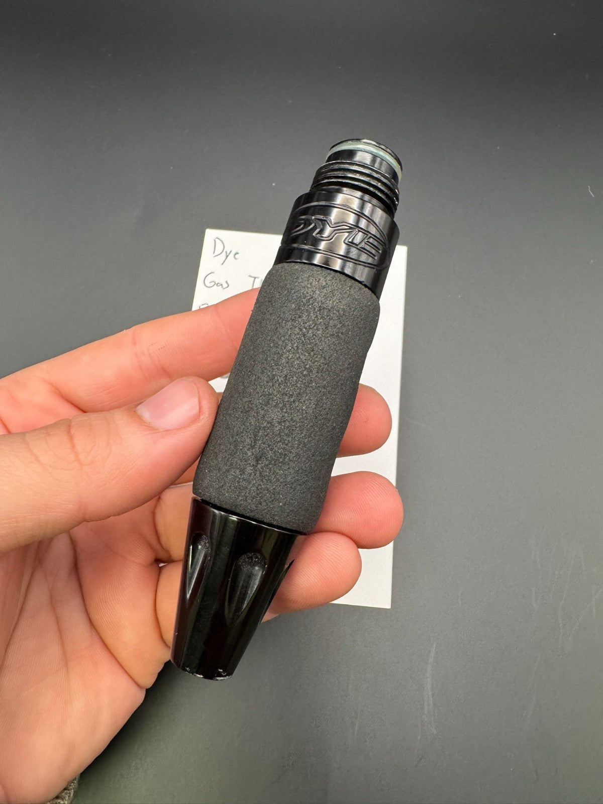 Dye Gas Through Foregirp-Grey