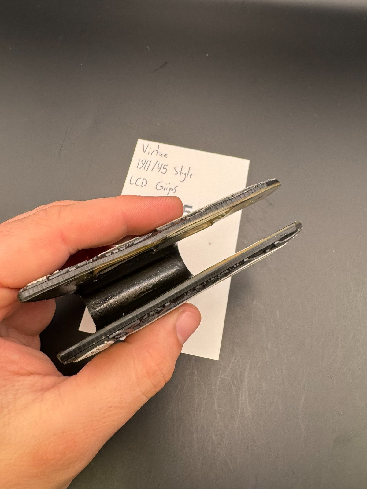 Virtue 1911/45 Style LCD Grips-Black