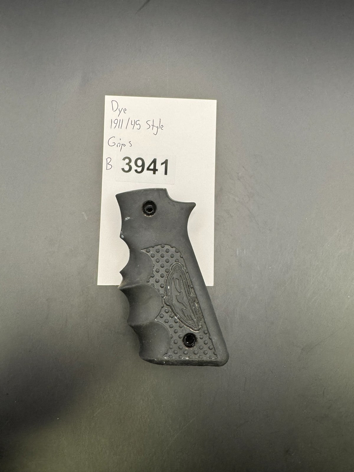Dye 1911/45 Style Grips-Black