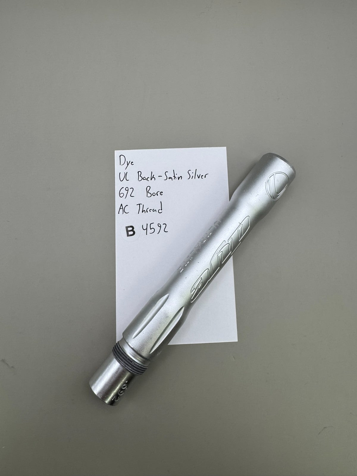 Dye UL Back-Satin Silver 692 Bore AC Thread