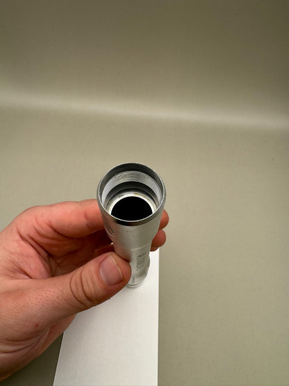 Dye UL Back-Satin Silver 692 Bore AC Thread