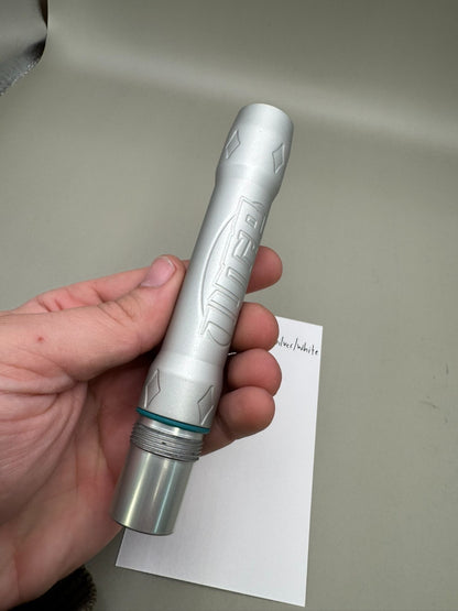 WGP Kaner Back-Satin Silver/White 689 Bore AC Thread