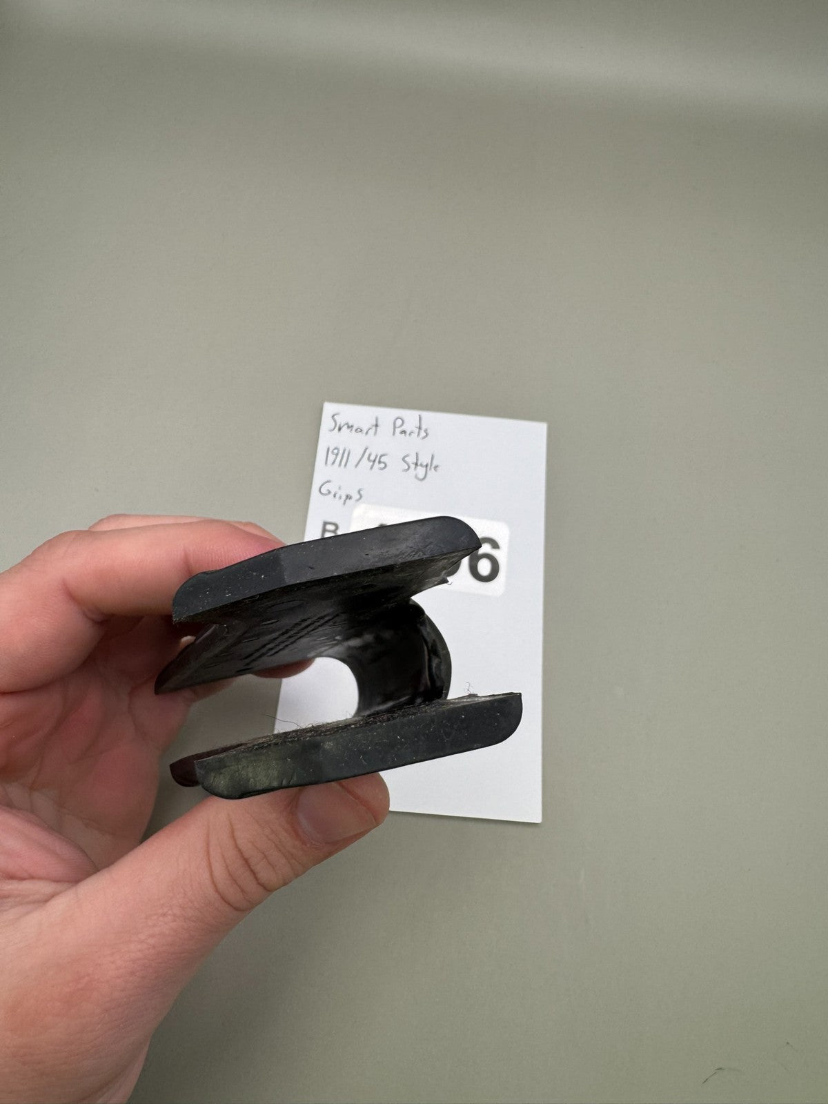 Smart Parts 1911/45 Style Grips-Black