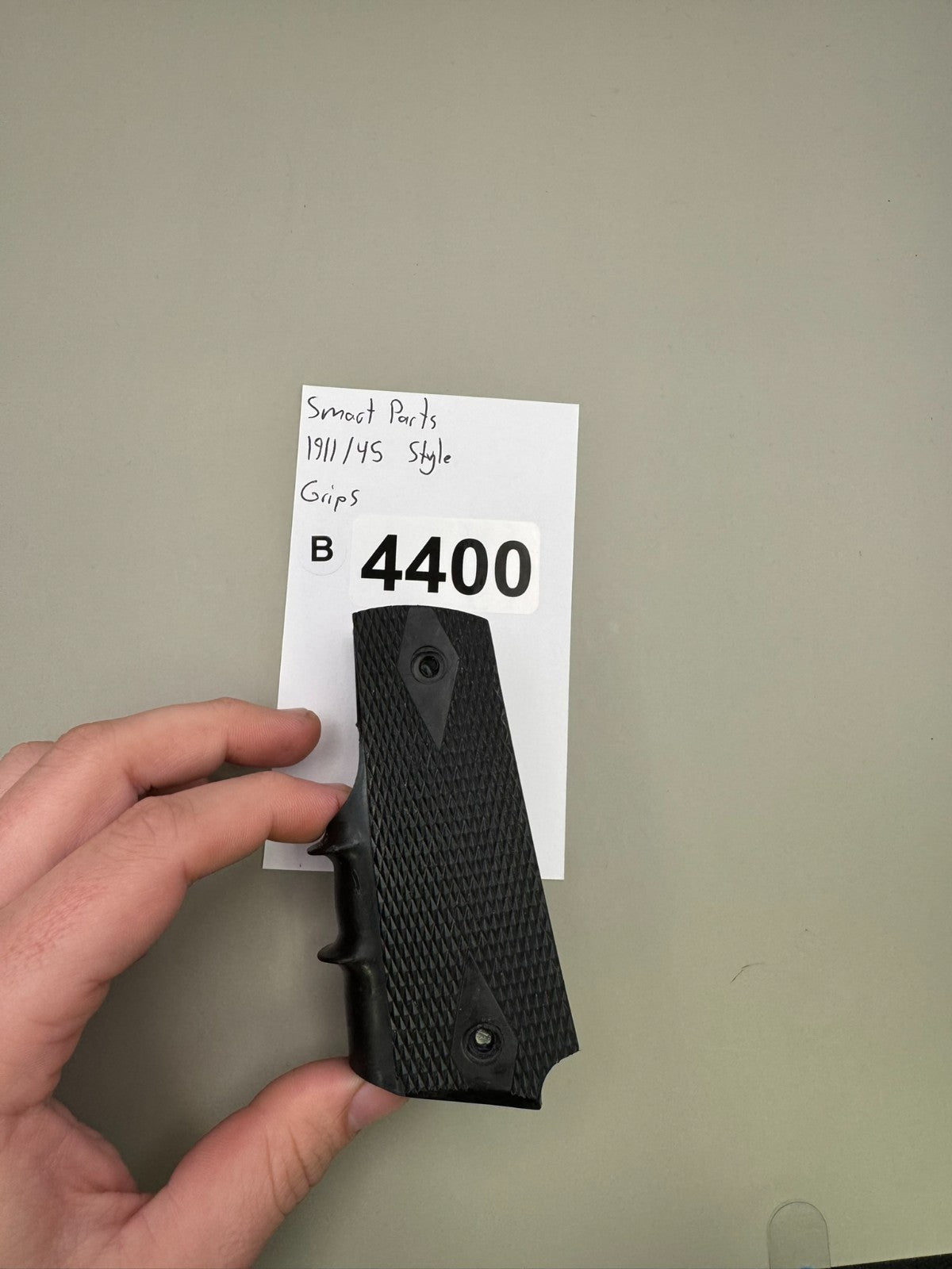 Smart Parts 1911/45 Style Grips-Black