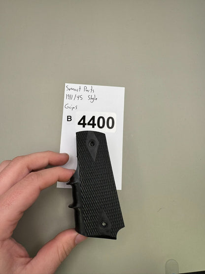 Smart Parts 1911/45 Style Grips-Black
