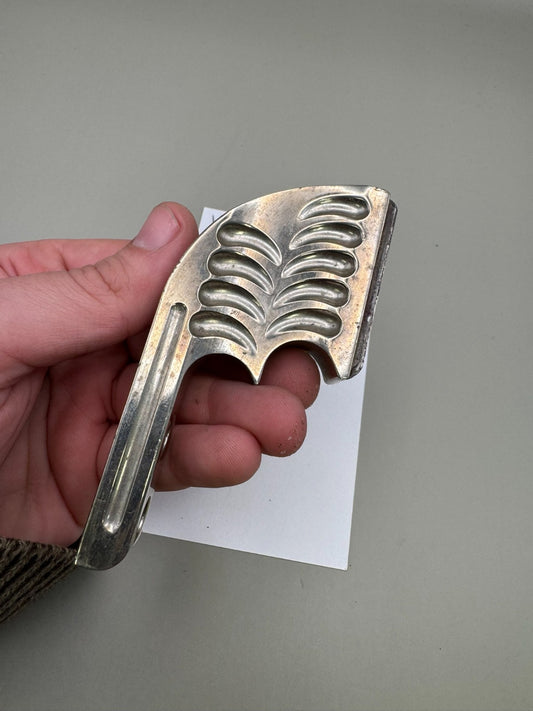 Vintage PB ASA Rail/Drop-Silver