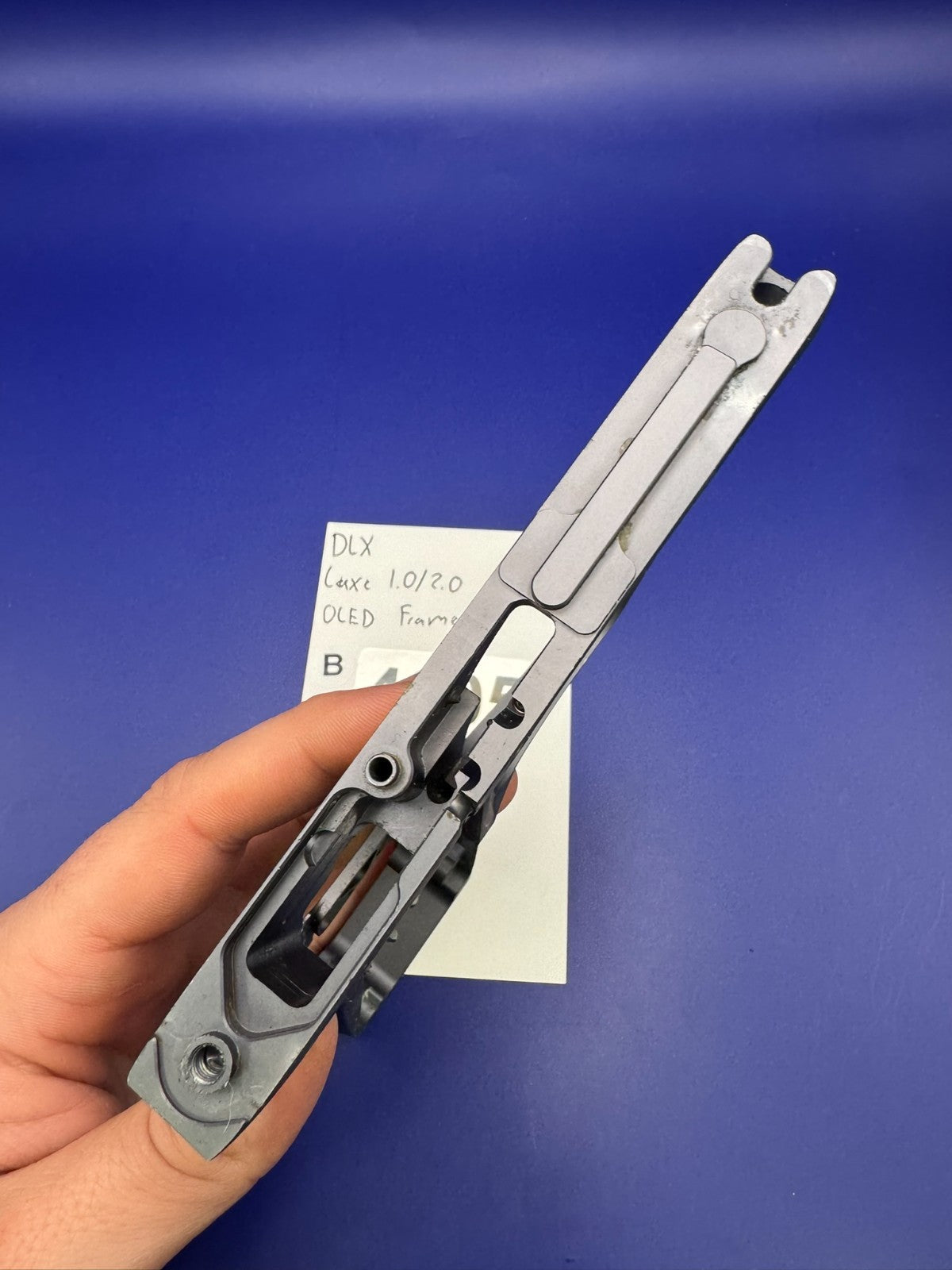 DLX Luxe 1.0/2.0 OLED Frame-Grey