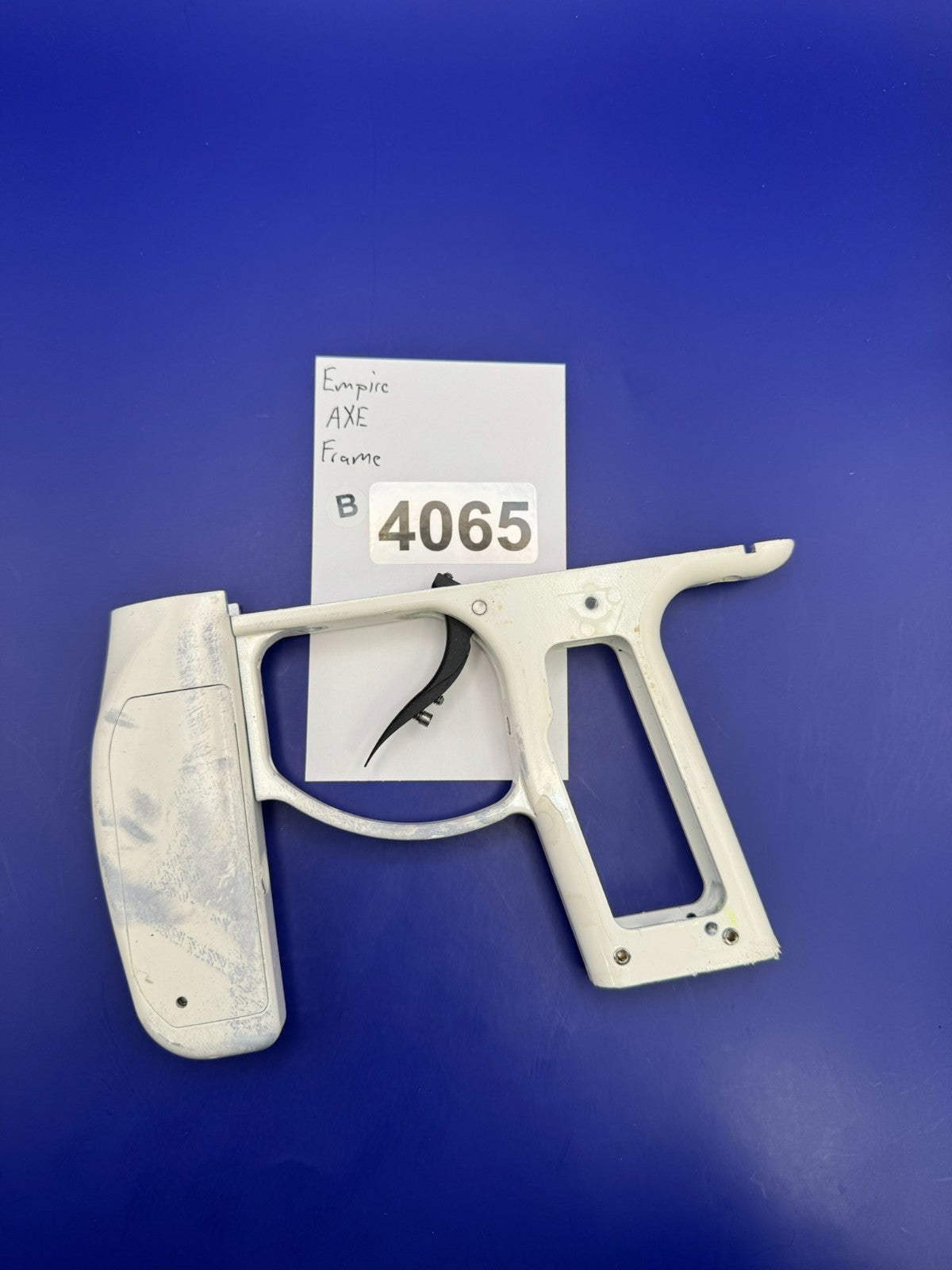 Empire AXE Frame-White