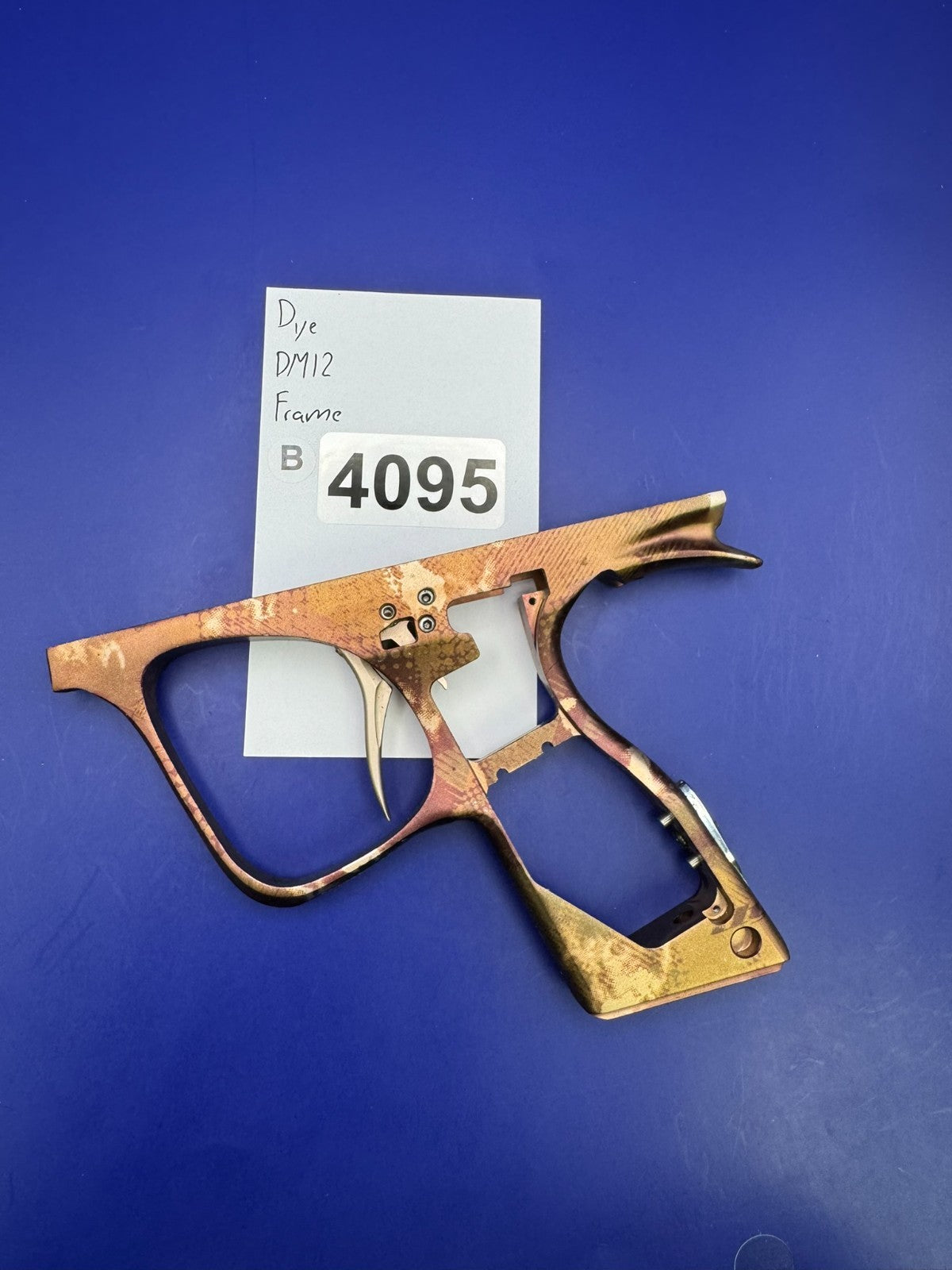 Dye DM12 Frame-Beige