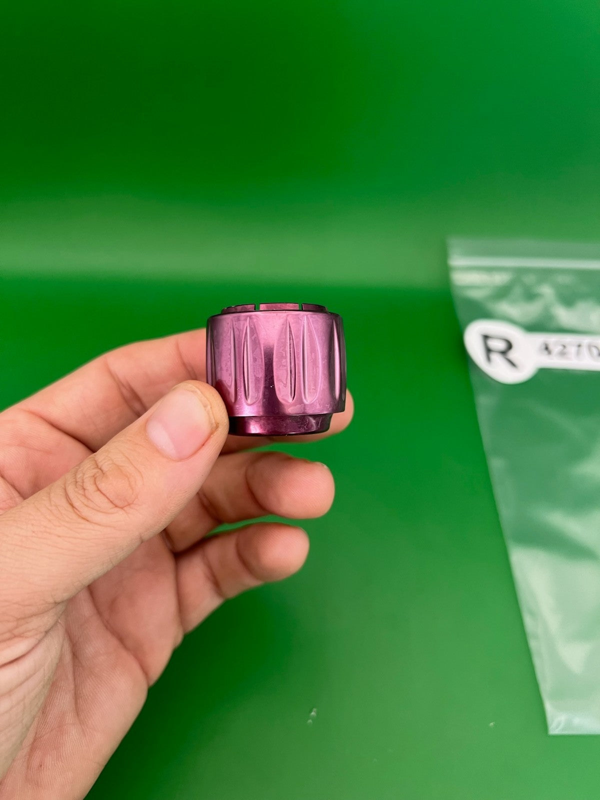 Bob Long Intimidator Feedneck