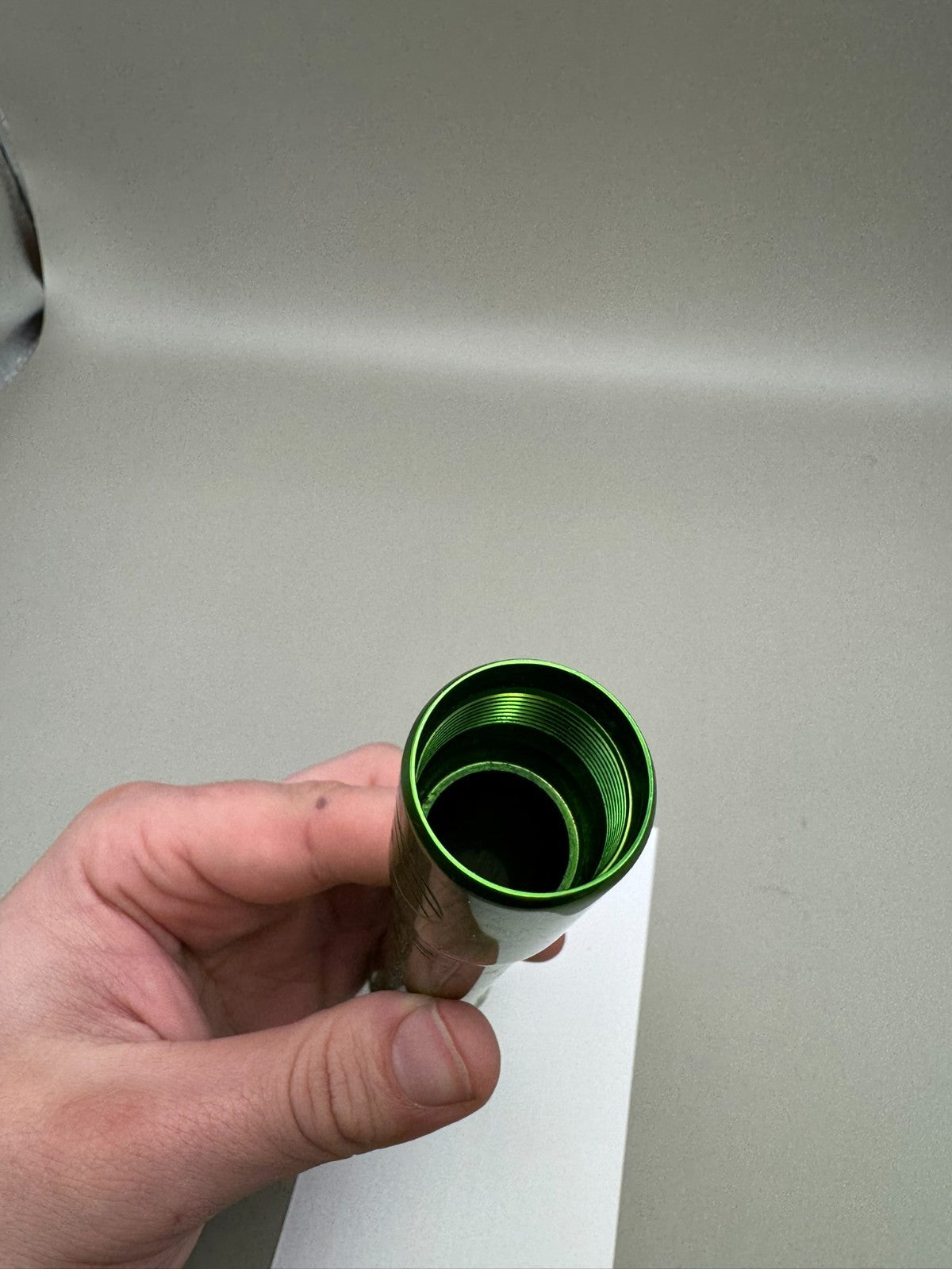 Dye UL Back-Gloss Green 684 Bore AC Thread