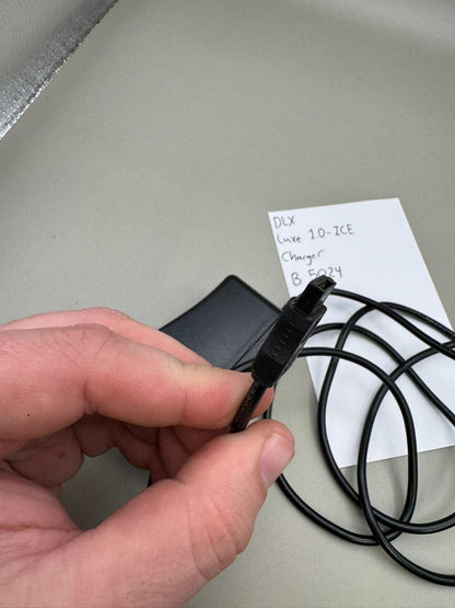DLX LUXE 1.0-ICE Charger