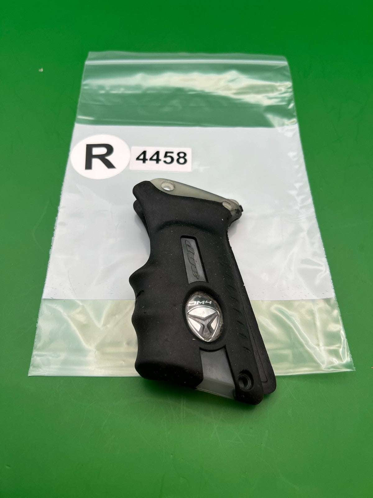 Dye Sticky Grips