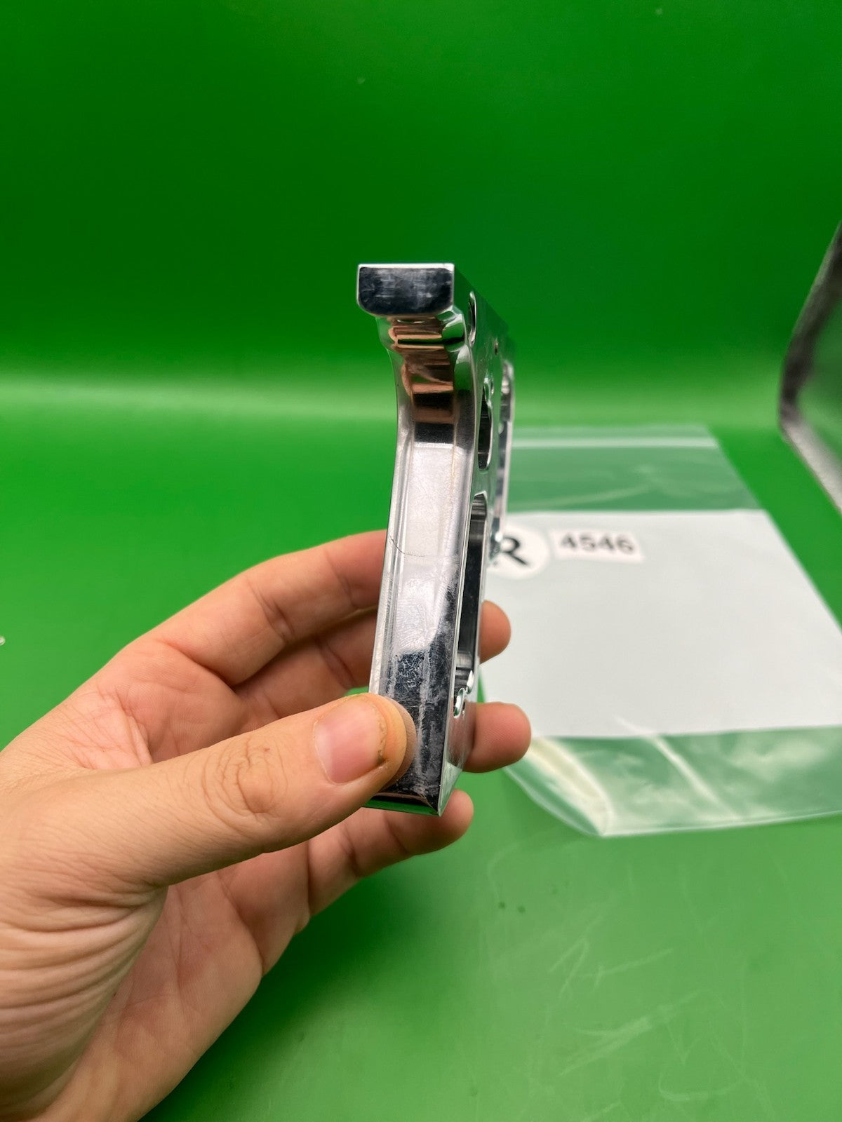 Eclipse Hinge Frame