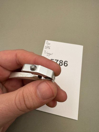 Dye DM6 Trigger-Silver