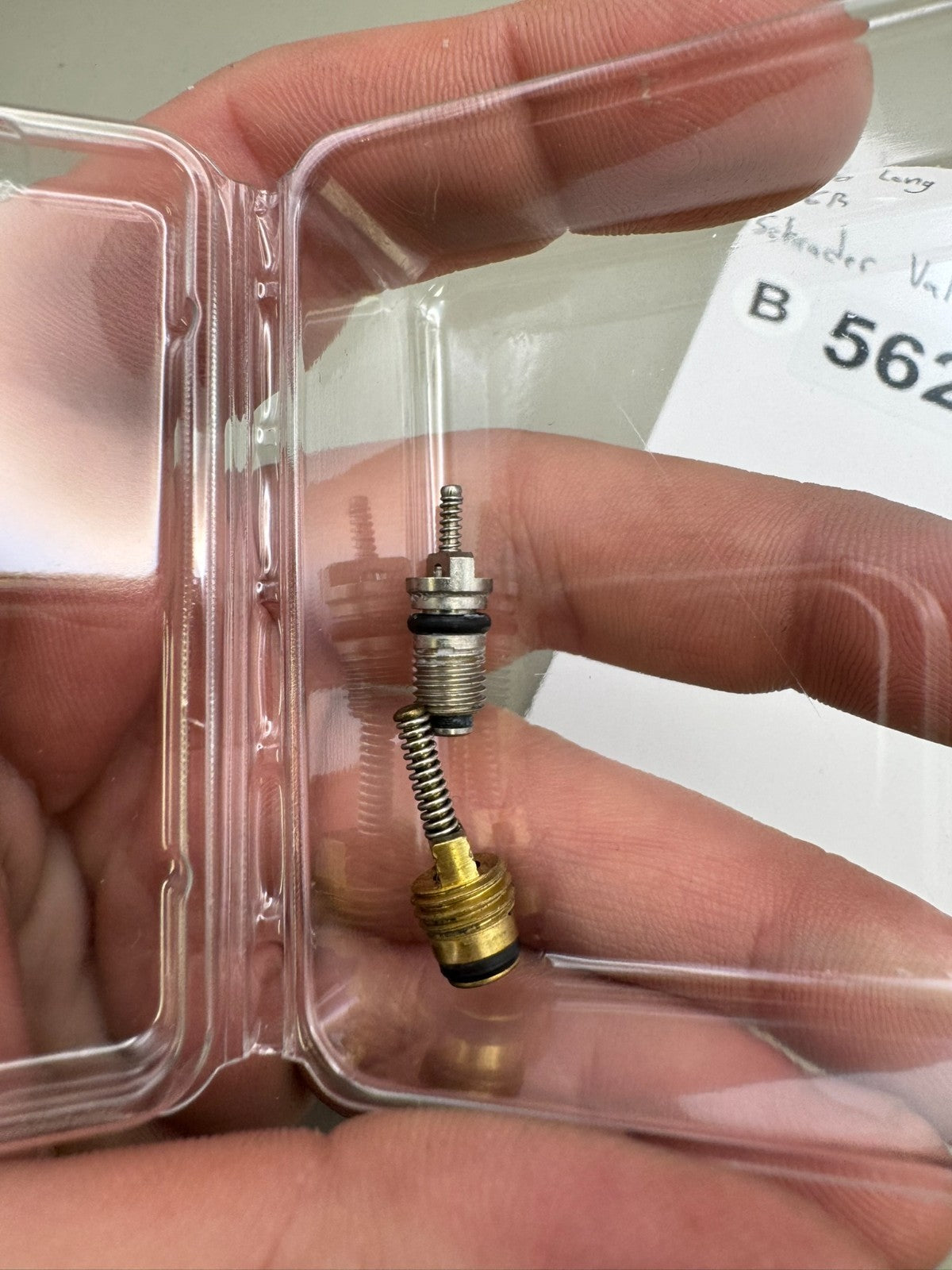 Bob Long G6R Schrader Valve Kit