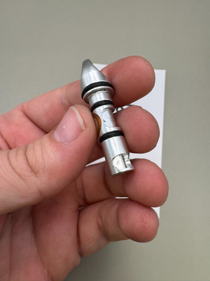 Dye DM6 On/Off Plug