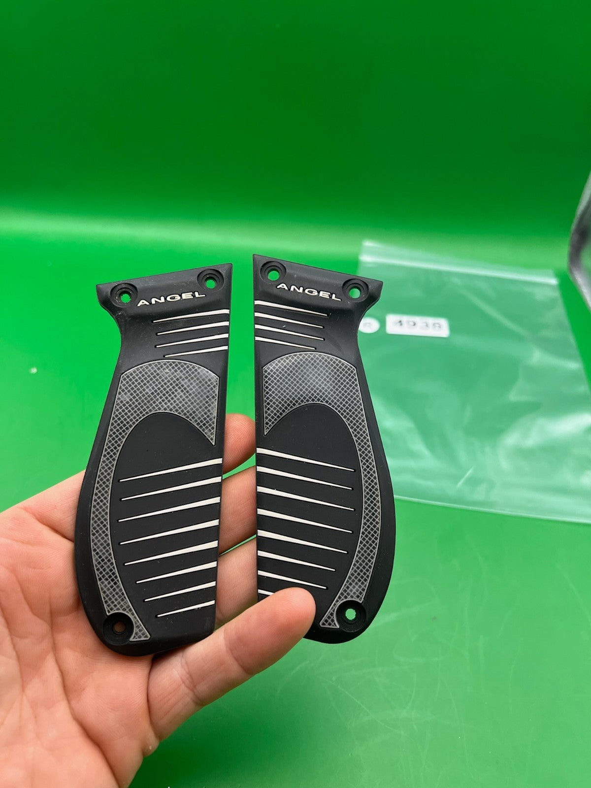 06 Angel Speed Grips