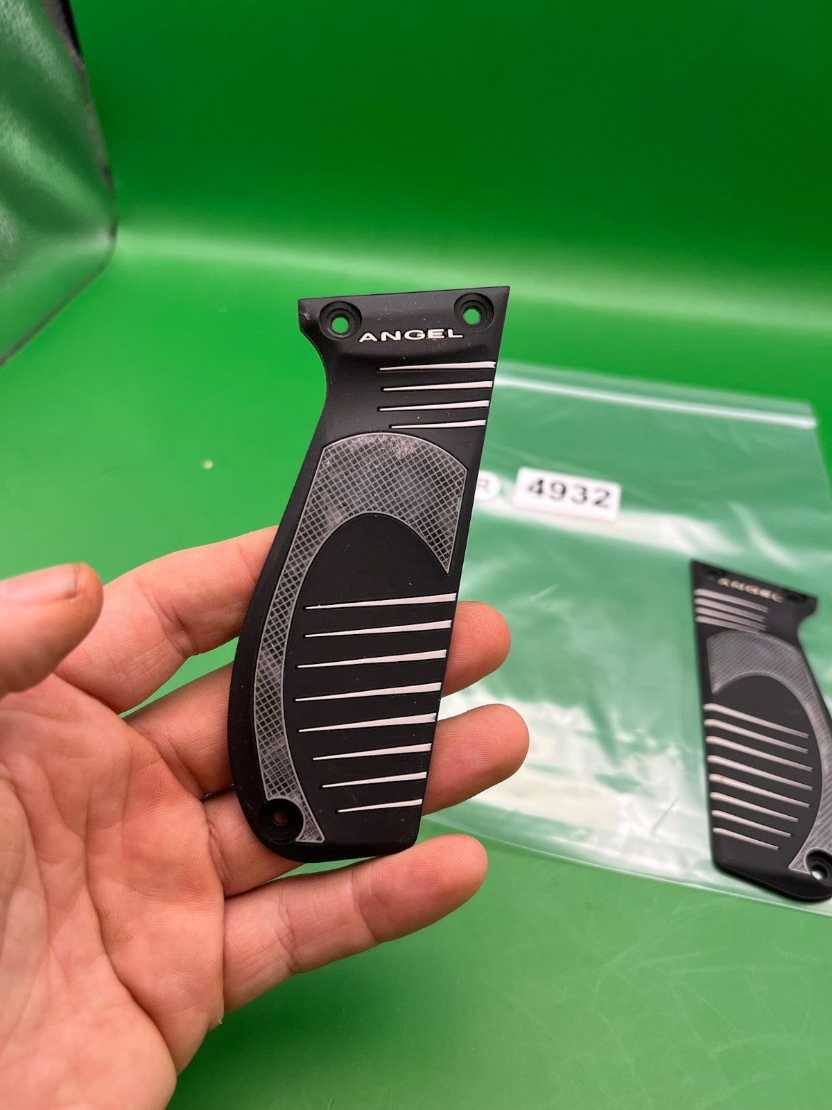 06 Angel Speed Grips