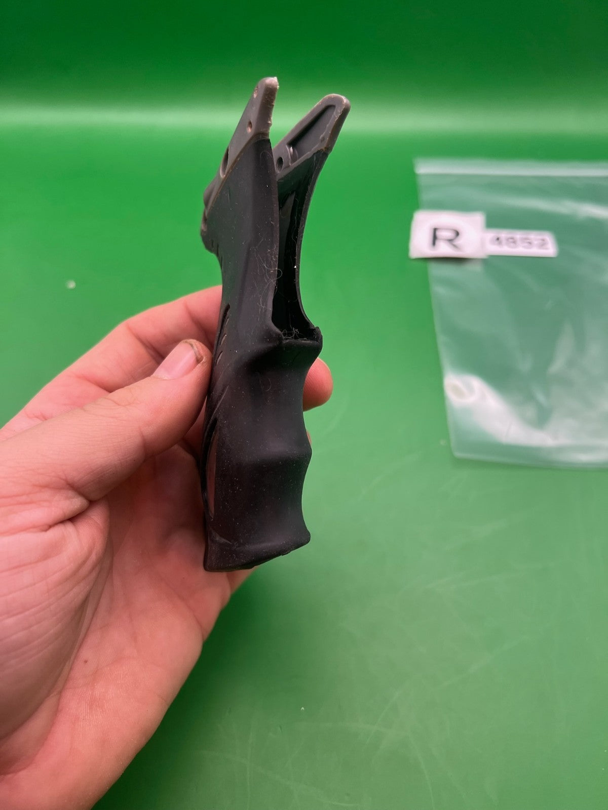 DyeGrips
