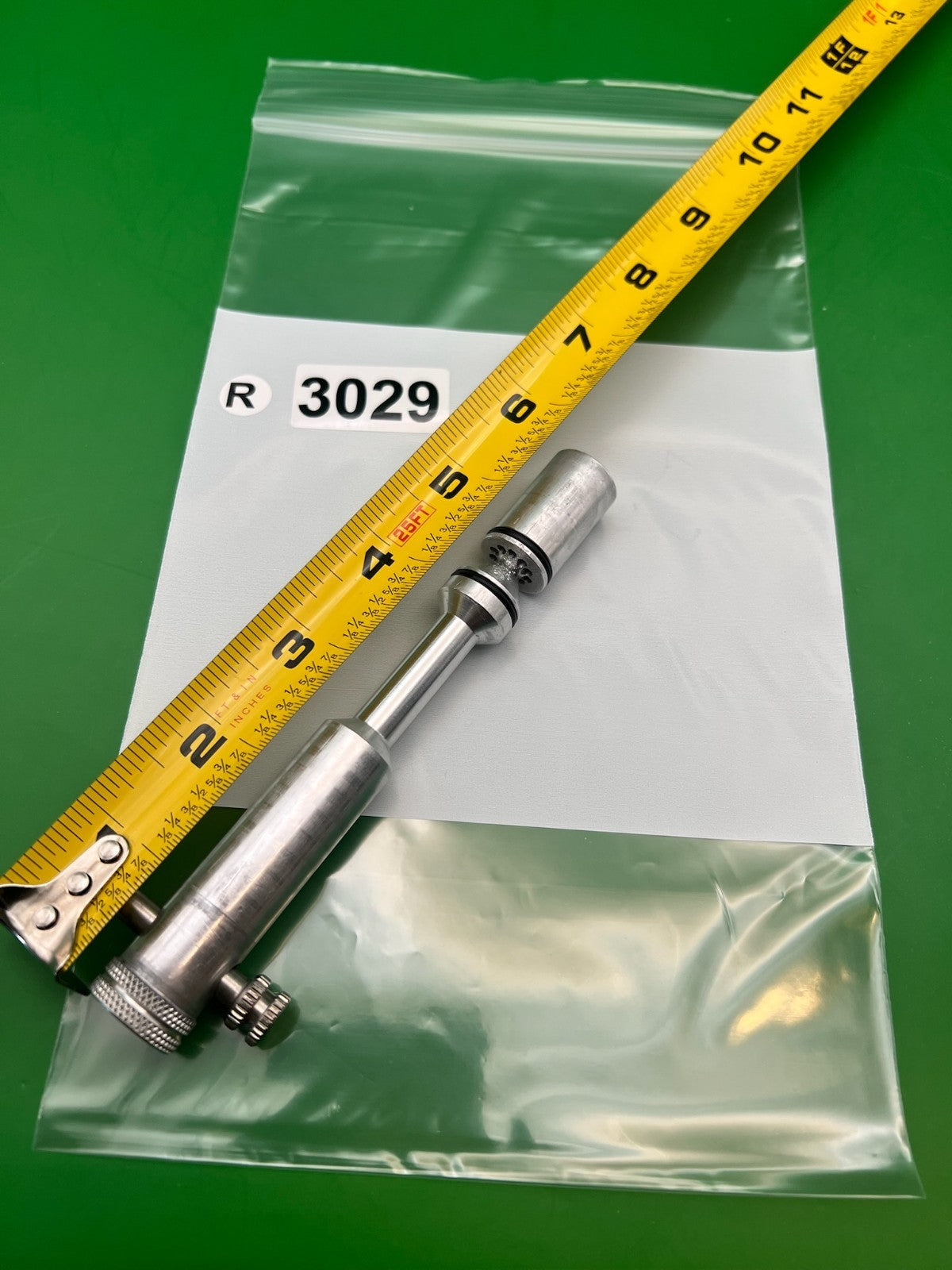 Autococker Bolt