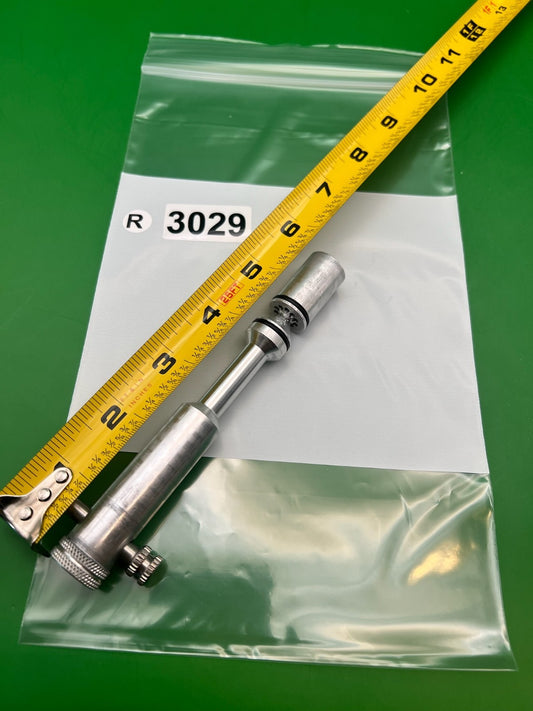 Autococker Bolt